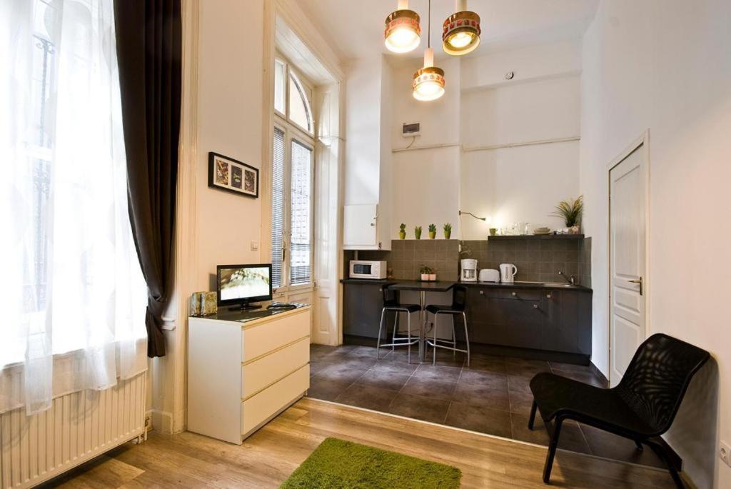 Balcony Apartment Budapeste Exterior foto